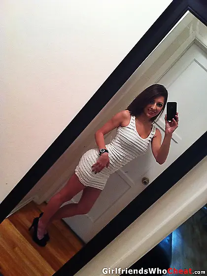 Playful chick with perfect butt likes sending her nude photos to