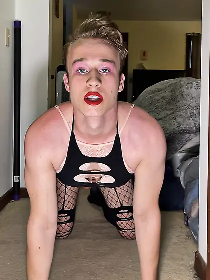 Sissy exposed! His snap is vdawgydawg24