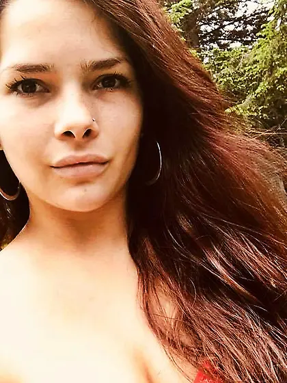 Breanna gets naked and masturbates on the GGW bus