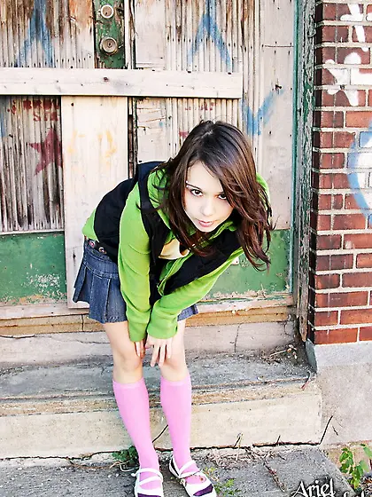 Ariel Rebel proves that she wears no panties under skirt even wh