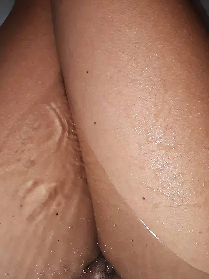 Silvia, sporty MILF with meaty pussy