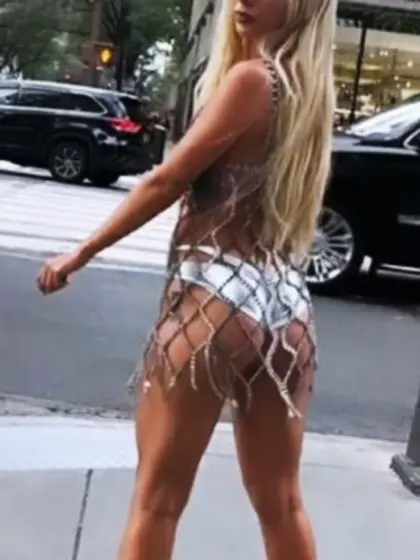 Bad gyal cantante y puta follable