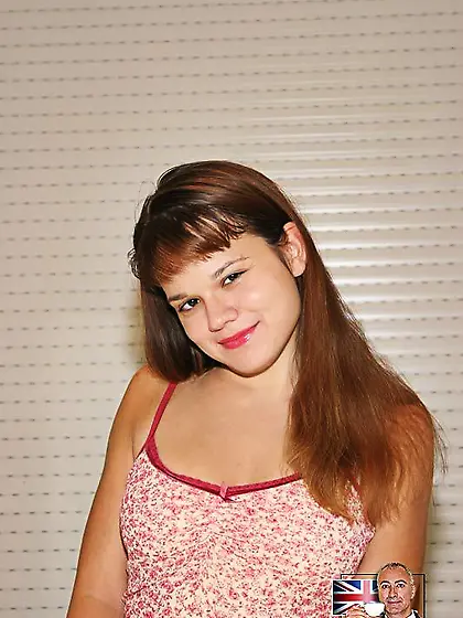 British big ass gets fucked rough by Jimslip