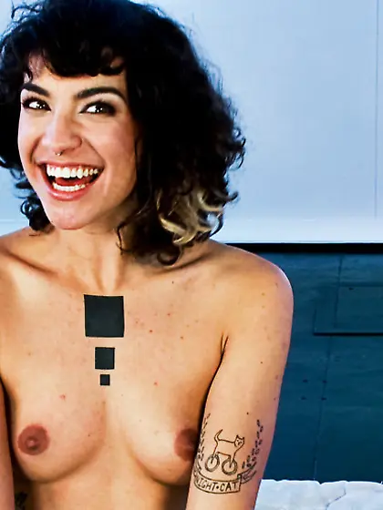 Blonde gags hot chick