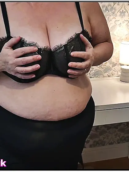 HORNY BBW WANTS YOU TO MASTURBATE OVER HER BIG BRA