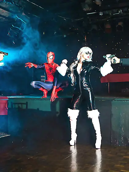 Young woman with blonde hair called spider-man home to give him