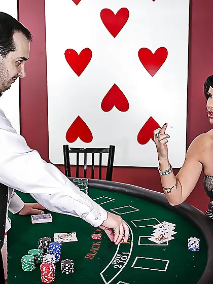 Penetrating high heels cumshot