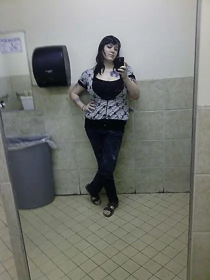 Sexy Babe with nice Tits