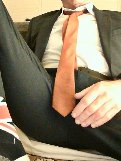 Shirt and tie essential