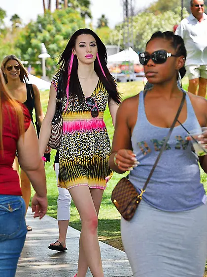 Horny Cali FTV goes pantiless in public and plays with the nub e