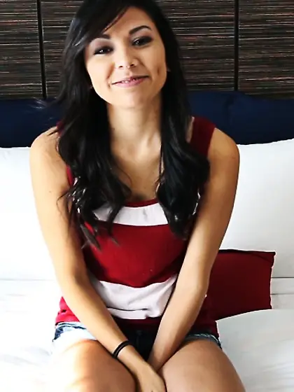 Spanish dude fucking teen girl