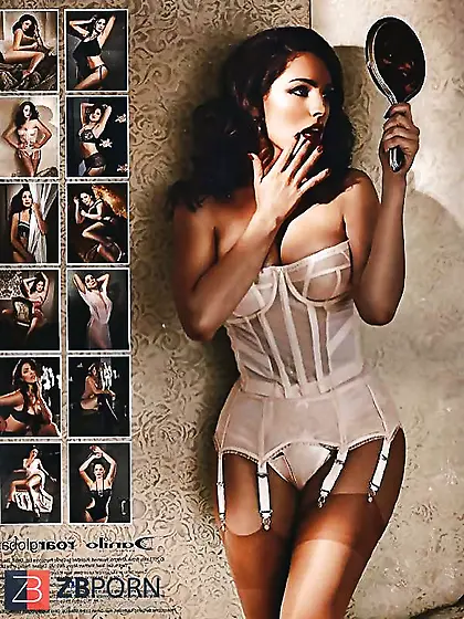 Kelly Brook 2014 Calendar Preview