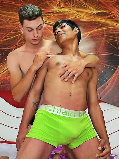 White young gay NIKOLASvsJIMY like to snapshot