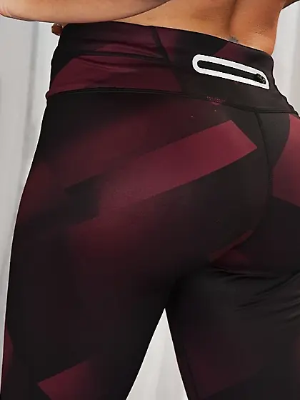 Round ass canadian mom