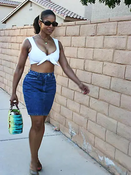 Semmie’s hot bod is ready for some sex action