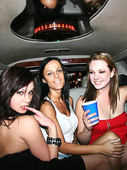 Saucy teens Bailey Blue,  Brenda Black and Courtney Madison pleas