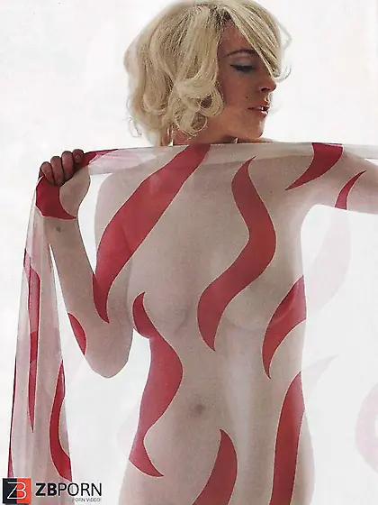 Lindsay Lohan... Fresh York Magazine