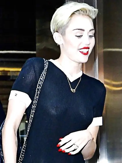 Miley cyrus crotch shot
