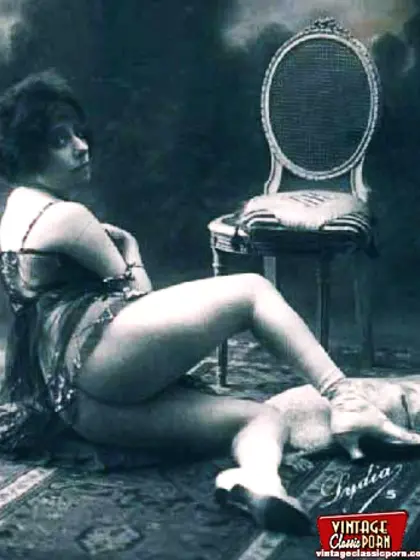 Pretty vintage beauties wearing