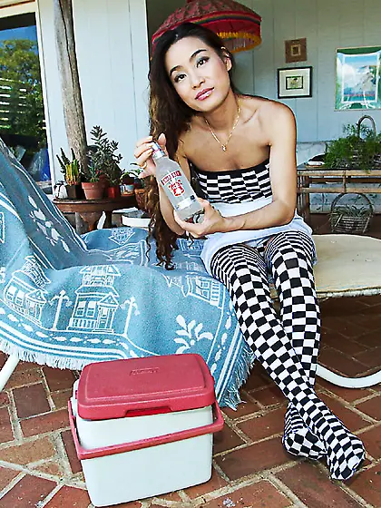 Wet hairy latina pussy