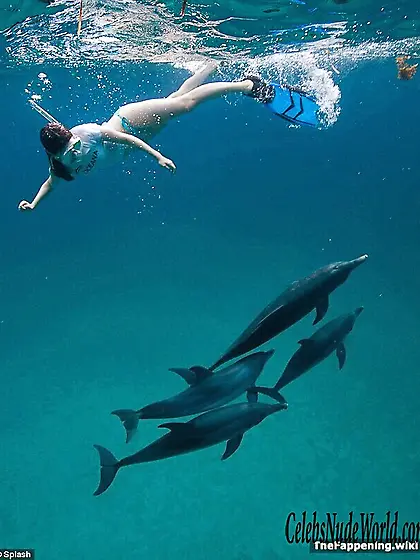 Miranda Cosgrove Nude