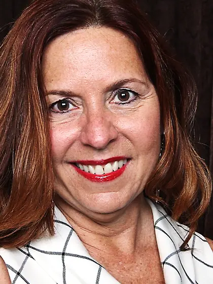 Big boobs sexy brunette housewife