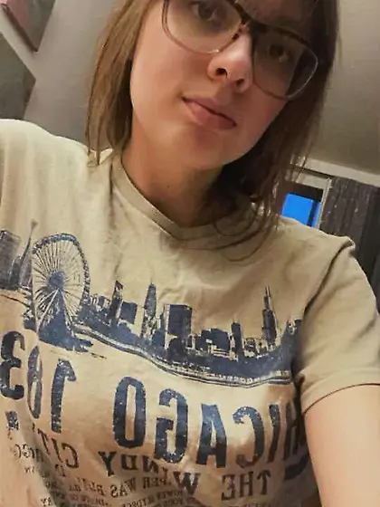 Amateur Girls Showing Off