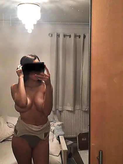 Busty 19yo Ex Girlfriend With Huge 34DD Tits