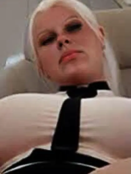 Lustgard Njorijanna - Look alike #3