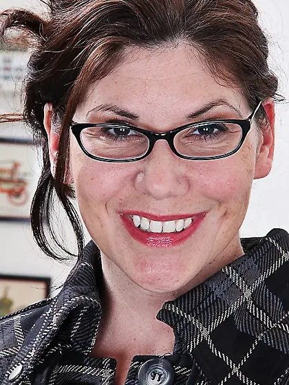 Nerdy mature mom big tits