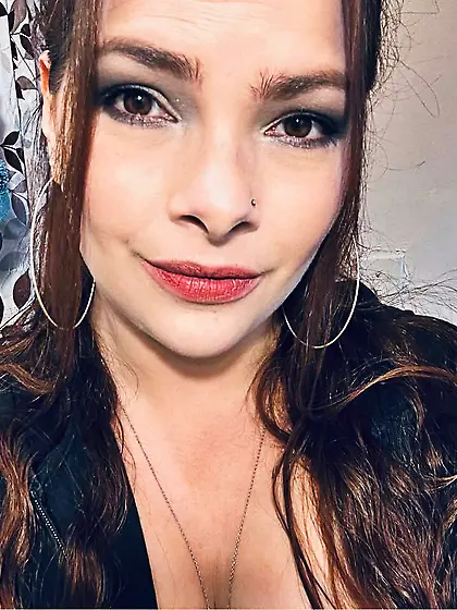 Breanna gets naked and masturbates on the GGW bus