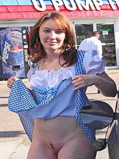 OUR OUTDOOR FAVORIT SLUTS