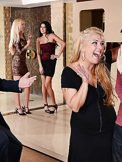 Mature big tit milf handjob