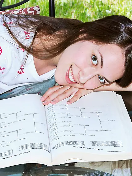 Sweet teenager Kimber Lee is uncovering the view on her big melo