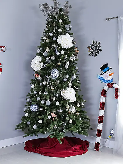 Christmas shagging for seasoned slut