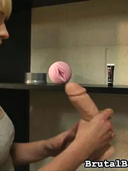 Short-haired blonde gal sucks