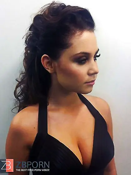 Anna Abreu - Super-Hot Finnish Singer