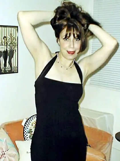 Victoria Suburban Slut Wife 2000415