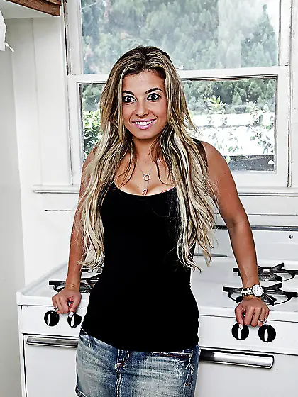 American busty mature amateur