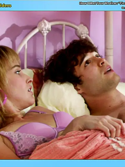 Yummy brunette shows guys