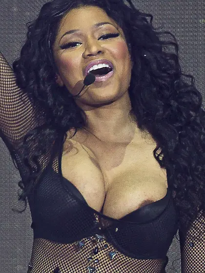Nicki Minaj Pic 10