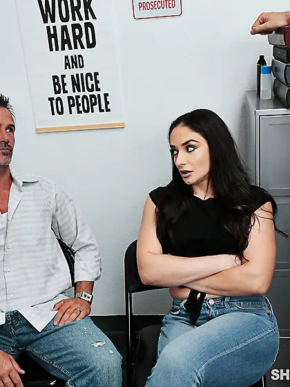 Sheena Ryder enjoys wild sex with Wrex Oliver in front of her ma