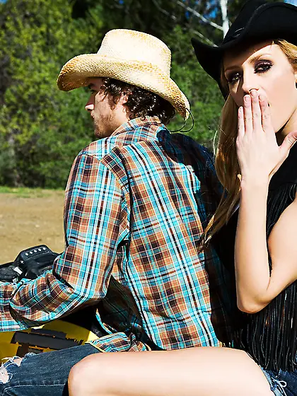 Natalia James drops down her clothes and undies and gets her tig