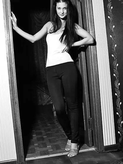 Long haired brunette Katya AC does everything possible to let yo