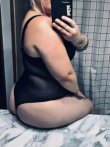 Hot pictures to cum too