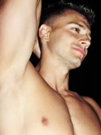 Brunette smylee alex perform