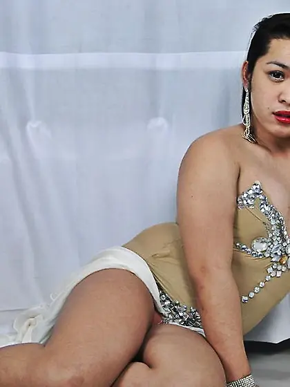 Asian transgender girlfriend4hire fingering