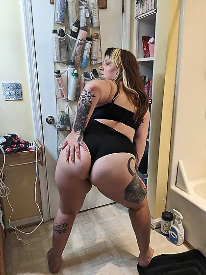 G’ana the fat dirty whore