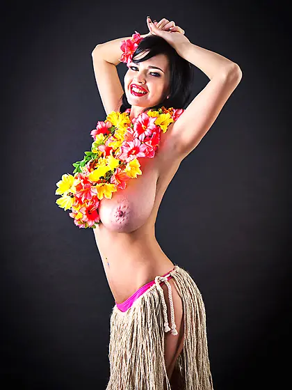 Hawaiian woman horny plays