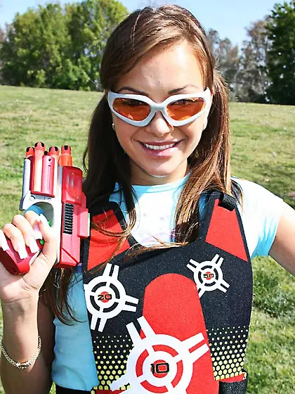 This little honey with a nice ass shows off her body and gets na